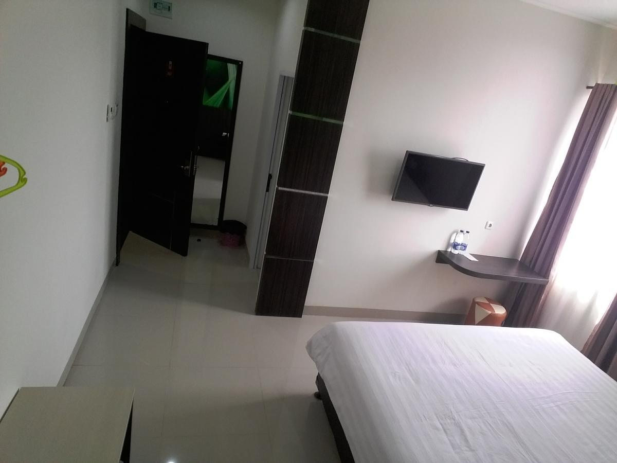 Grand Indobaru Hotel Selatpanjang Екстериор снимка