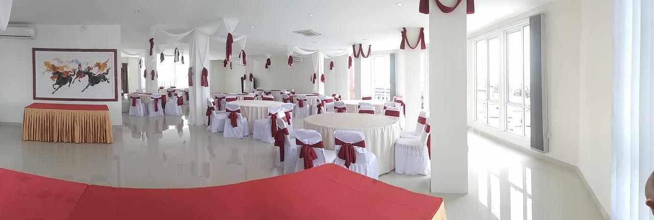 Grand Indobaru Hotel Selatpanjang Екстериор снимка